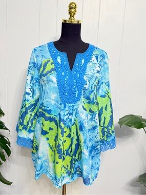#18)  Jones New York Bright Blue & Lime Embroidered Tunic